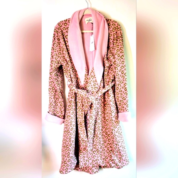 UGG Leopard Pink Print Robe -SMALL NEW WITH TAGS - Picture 3 of 11